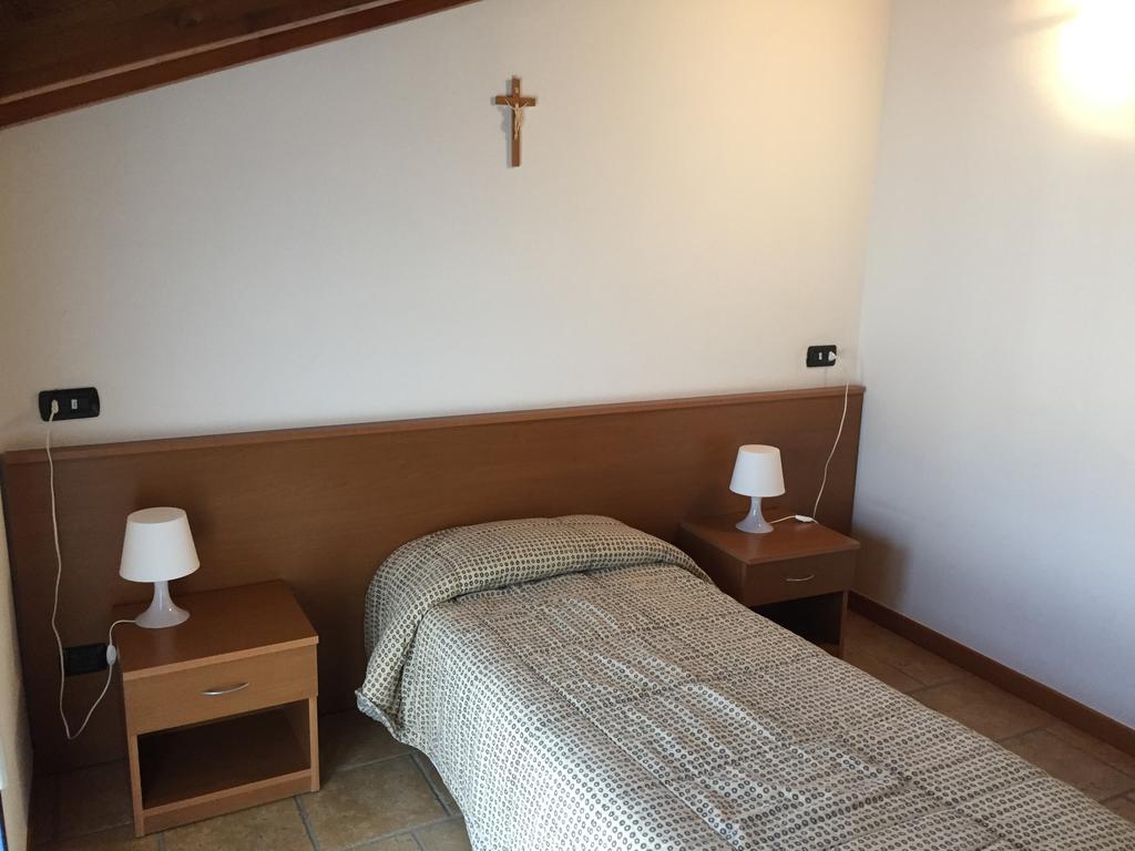 Hotel Il Canneto Porto Ceresio Luaran gambar